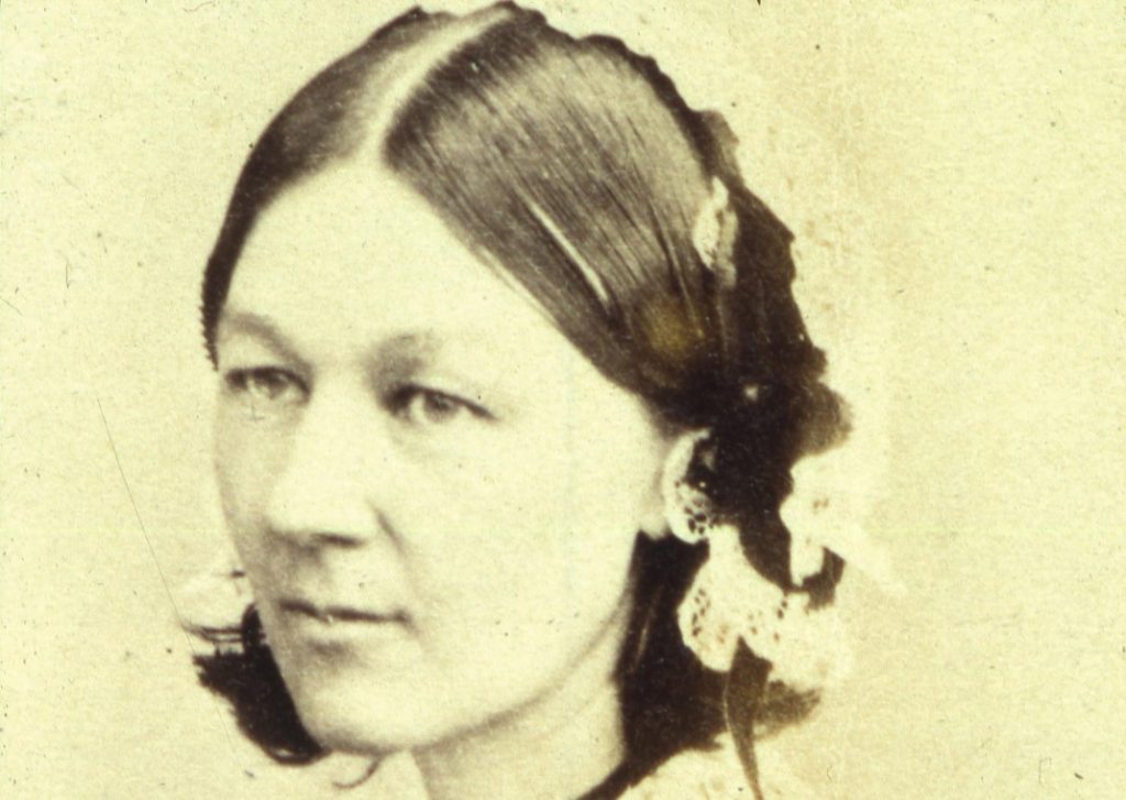 FLORENCE NIGHTINGALE , precursora de la enfermería moderna