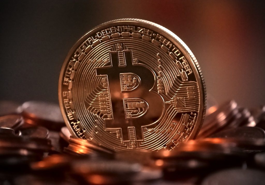 Criptomonedas en redes sociales: El penúltimo asalto a las democracias
